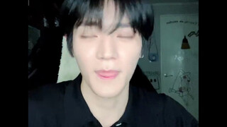 Welcome to watch the sexy dance of South Korea's famous normal person Lee Taeyong