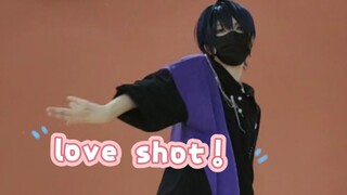 姐姐~来接受小陆总的love shot！