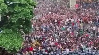 BangBangladeshi students vs Bangladeshi police and mafia politics