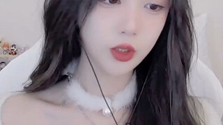 姐姐的锁骨能养鱼，展示一下