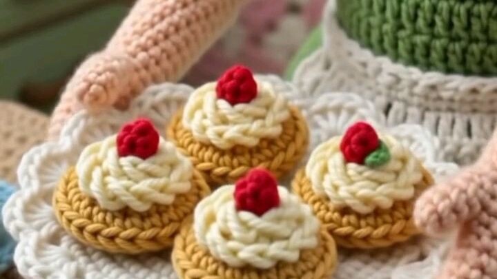 Crochet Doll Make Pestries