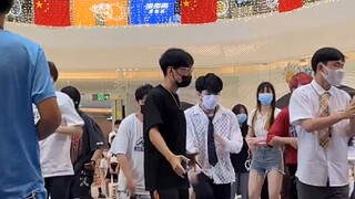 Some high-energy captions for random dances!! Let’s see the bad guys (bushi