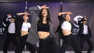 【هي شين لونغ، وانغ فيي فيي، لي تسي هاو، ياو تشين، هوانغ ون جين، غاو مينغ روي، رن شو يانغ】 مجموعة مشت