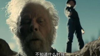 老人来到河边淘金，却差点命丧于此！