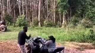 women learning vs men learning😂 watch till end