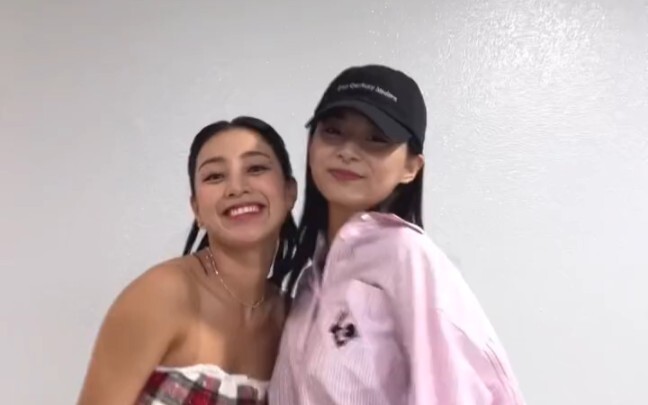 万众瞩目，队忙cha来了