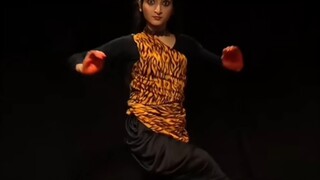 Vũ điệu hủy diệt của Thần Shiva Ấn Độ: (Thần Shiva ca tụng)