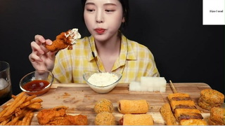 Mì gói xào + mì gói xào phô mai + gà chiên giòn rụm 1 #haofood