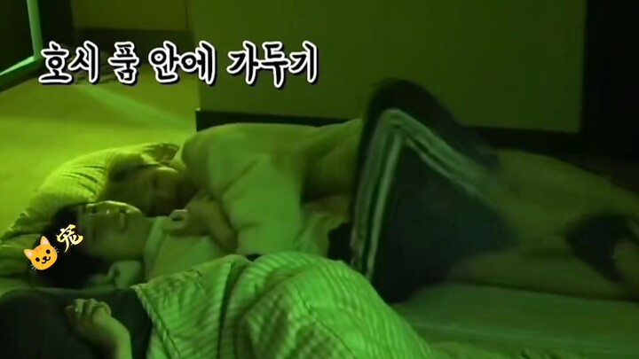 【ควอนซุนยอง】ฮโยจาชอบนอนกอดสมาชิกแบบนี้แหละ～