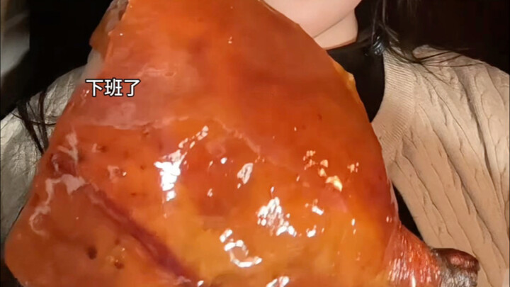 Makan makanan favorit: Angsa Panggang Kulit Renyah dengan Saus Plum Asam