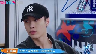 Trương Nghệ Hưng nổi tiếng quá mức rồi chăng, các bạn nhỏ đều là fan nữ của anh ấy, học nhảy đường p