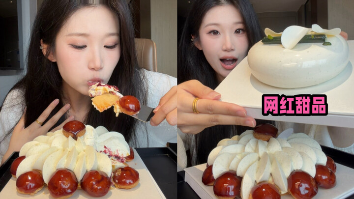 Is this the power of an internet-famous cake?