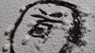 It’s snowing in the capital (the smell is deep