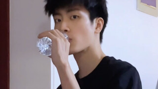 นี่คือลูกพี่ลูกน้องของคุณตอนกลับบ้านไปฉลองปีใหม่ใช่ไหม