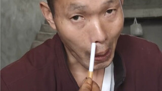 印第安绝顶高手，香烟穿越鼻孔！