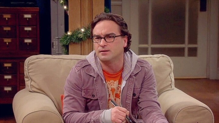 [TBBT] Lai Dai: "Other families leave cookies and milk for Santa Claus, but we leave research report