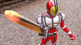 Pertempuran pertama tahun 555 dalam bentuk yang eksplosif, tapi saksikan langsung!