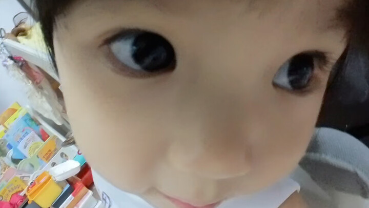 Cuma satu kalimat “Mama, aku cinta kamu” aja udah hampir bikin aku nangis kegirangan!