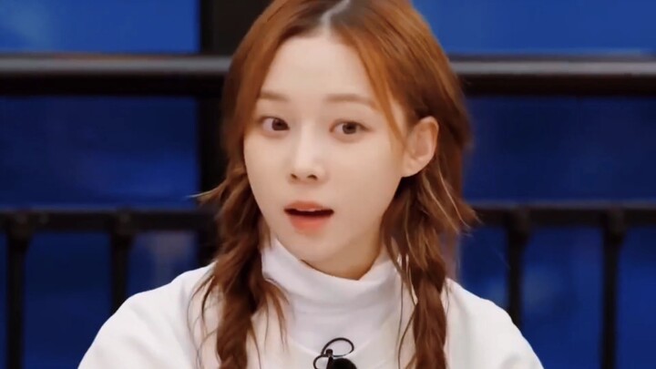จินตงฉวัน: มนุษย์บนเวที กระทะลอยมาจากฟ้า