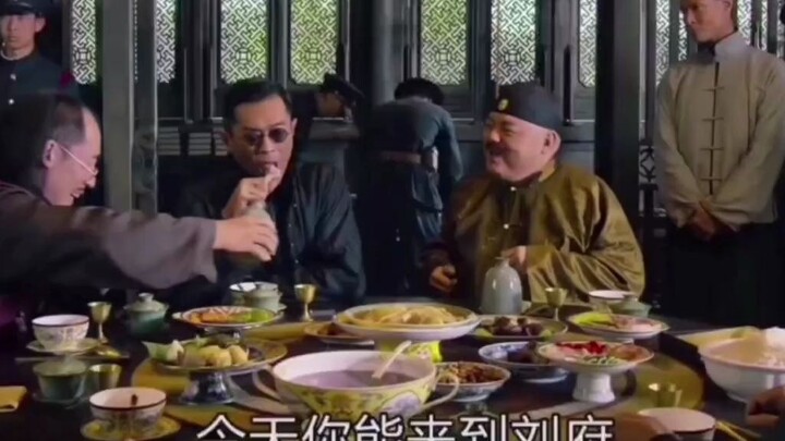 Jika kamu makan bersama Cao Shaolin, bagaimana caranya agar kamu bisa bertahan hidup?