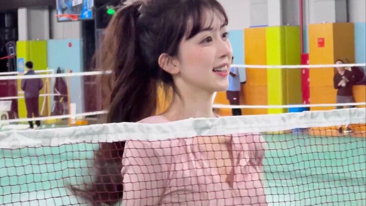 【173cm/46kg】Anybody wanna join me for a badminton match? Let’s unwind with some exercise!🏸