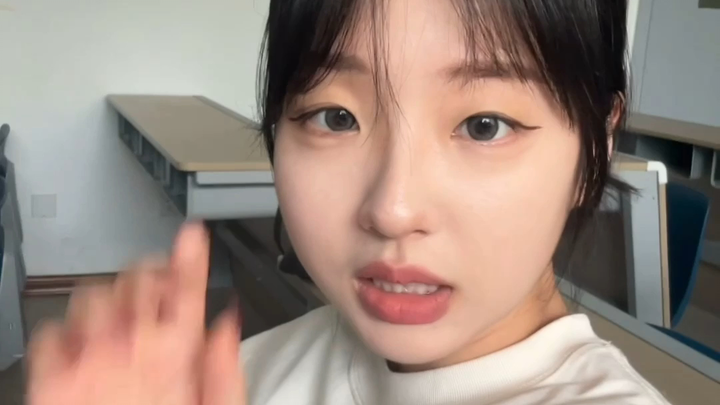 วันนี้คือ 520! เป็นวันสุดโรแมนติกเลย ทุกคนไปเดทกันรึยังนะ? อื้อ ปีนี้ฉันปล่อยผ่าน 520 ไปแล้ว แต่มีพว