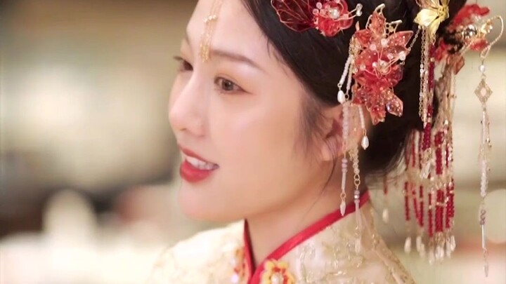 Would You Be a Stay-at-Home Wife for Love?