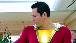 Thor: Tôi có thể thực hiện hô hấp nhân tạo! The Flash: Tôi cũng vậy!