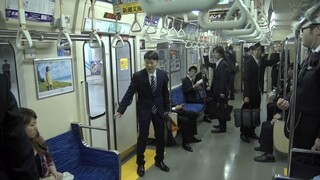 男子预言病毒会感染全国，却无一人相信，灾难降临了……《世界奇妙物语：叉》