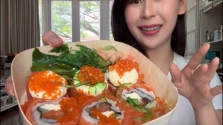 Lihat penampakannya mirip sama sushi sultan yang aku makan di Bali , tapi ini di Jakarta … rasanya