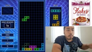 ASMR Eating Grain Flakes With Berries & Milk  + Playing TETRIS MIND BENDER🎮🧩