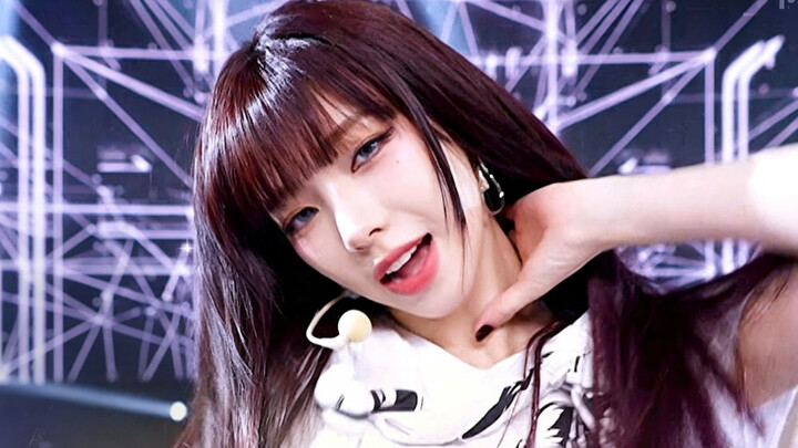 เอสเอ็มจะให้ aespa ได้อีกสักเพลงแบบ ‘การเฆี่ยนตี 2.0’ ไหม!? เธอผู้เป็นเทพเจ้าเล็กๆ กลายเป็นขาประจำบน