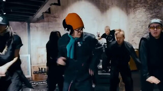 GD跳舞划水？一个视频告诉你，GD的舞蹈实力究竟有多强#kpop #gd #gdragon #bigbang
