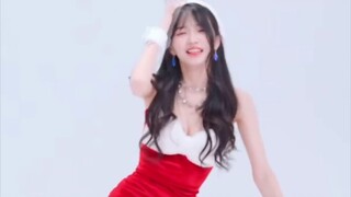 NoiTyPoon rabbit Xu Yingzhi posed
