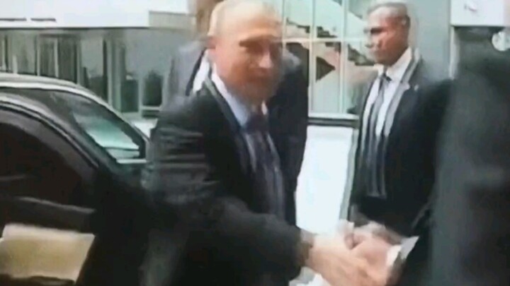 When Putin the Great Catches You Slack-Off at Work