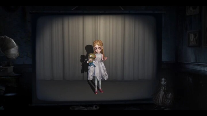 يا له من طفل لطيف! لم تذهب ساعة ونيف التي قضيتها في قص شعره سدىً.