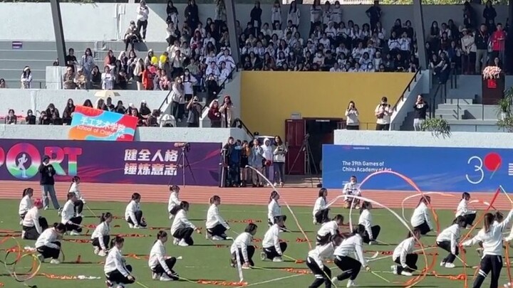 Wah, wah, wah, wah, wah, wah, wah, wah! Hati yang hancur karena desain akhirnya berhasil disembuhkan