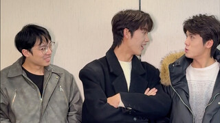 A height competition between men