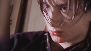 以前才学几天骑马，就敢不吊威亚飞身上马……