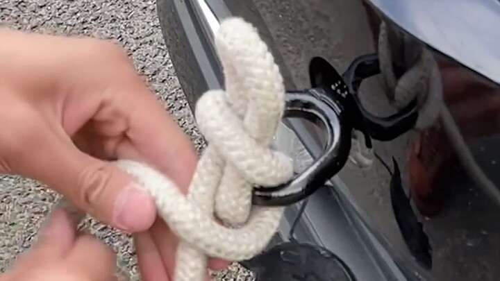 Thắt dây kéo xe cần có kỹ thuật: Thắt kiểu này, hai con bò cũng không kéo được!