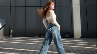[HyunA—Lip&Hip] Just dance! Be bright and sexy!