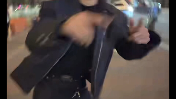 Đoạn kết livestream lần thứ hai của Đường Gia Kỳ