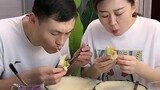 Funny eating husband and wife 😂😂🎂