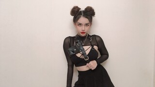 Dăm ba cây kẹo mút sao có sức hút bằng em.🌸Emi🌸