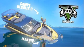 MANCING DI TENGAH LAUT CUACA EKSTREM ! KAPAL SAMPE KEBALIK !! GTA V ROLEPLAY