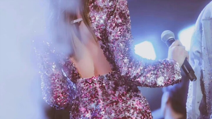 I'm really glad my sister didn't become an idol; otherwise, my wallet would be completely empty...