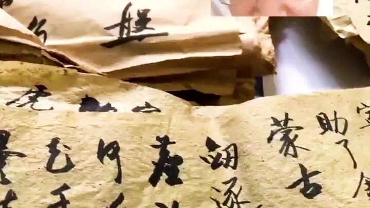 Ai có thể chỉ cho tôi làm thế nào để đến nhà bậc thầy thu mua phế liệu không? Sao tôi uống nước lọc 