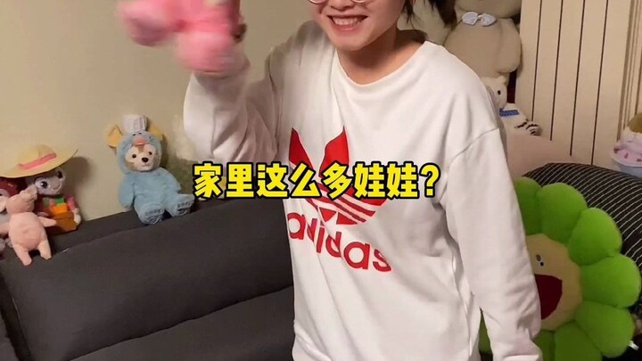 Ternyata ada teman perempuan yang datang ke rumah! Dia malah memuji masakanku enak!?