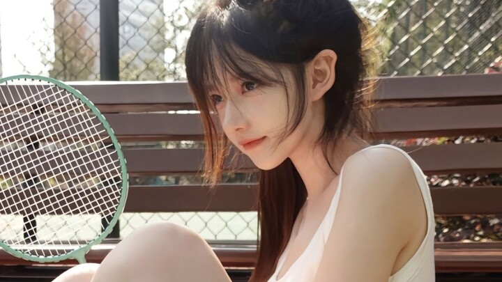 “Hot summer days, super sweet sister”