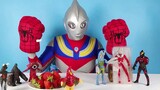 Belial took a little monster to eat strawberries after freezing Taro, and the real Ultraman was very
